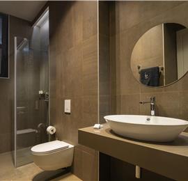 Luxury 5-Bedroom Sea-View Villa with Heated Infinity Pool in Orasac near Dubrovnik – Sleeps 10